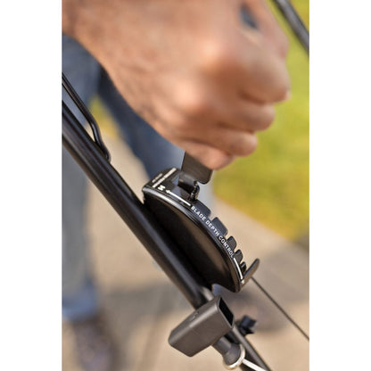 TBE550 Driveway Edger, 140cc Briggs & Stratton Engine, 9′�?Triple-Edge Blade, 3 Bevel Positions